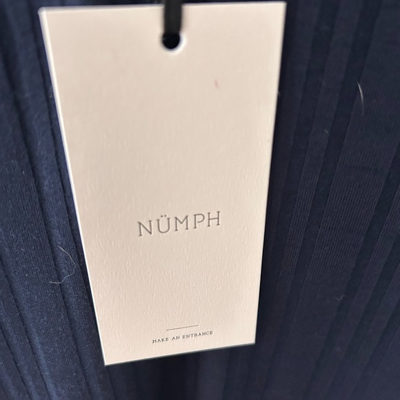 NUMPH DESIGN Navy Polo Dress with Pink Collar and Short Sleeves, Ribbed Bodice - Picture 6 of 9